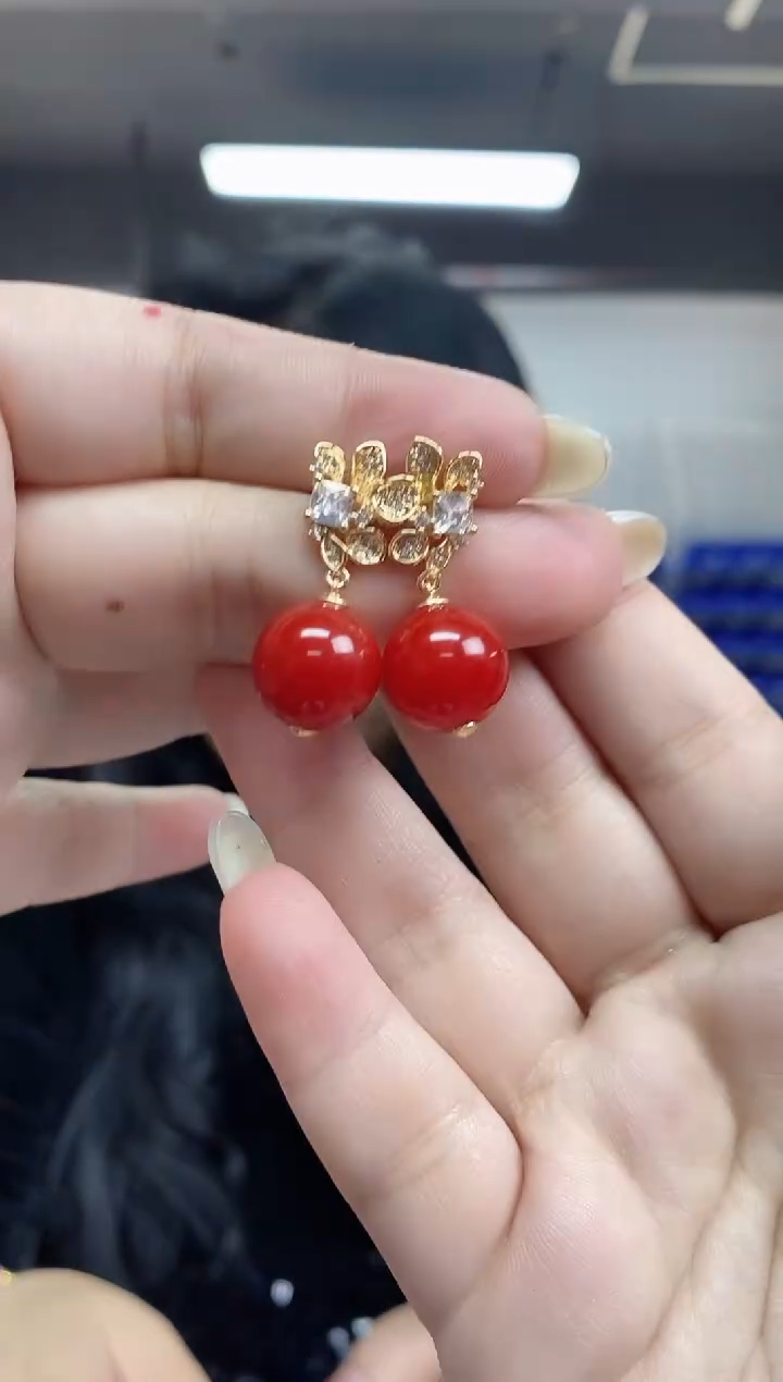 【闪购商品】南红玛瑙耳饰未镶嵌多样性发其一颜色微差