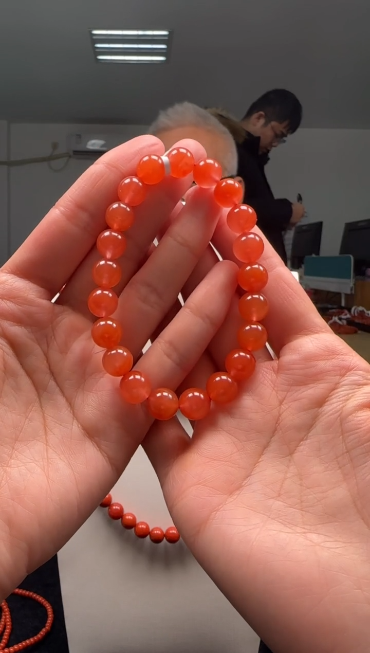 【闪购商品】南红玛瑙10mm保山手串圆珠未镶嵌多样性发一件