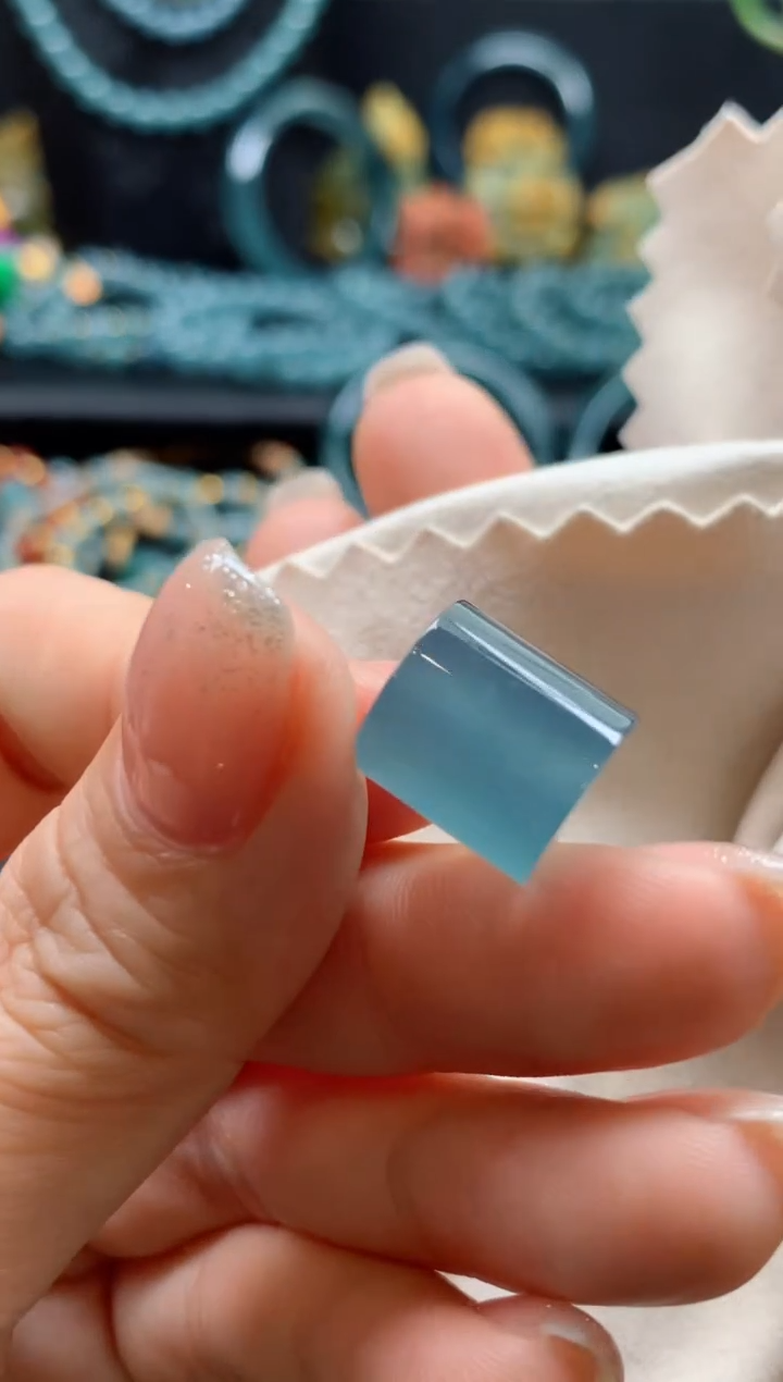 【闪购商品】翡翠颈饰未镶嵌0146005371