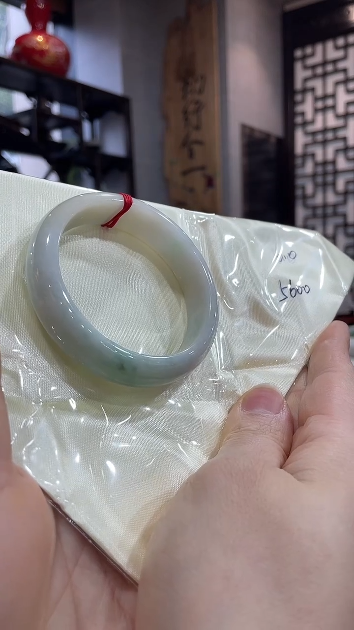 未镶嵌手镯翡翠60，116