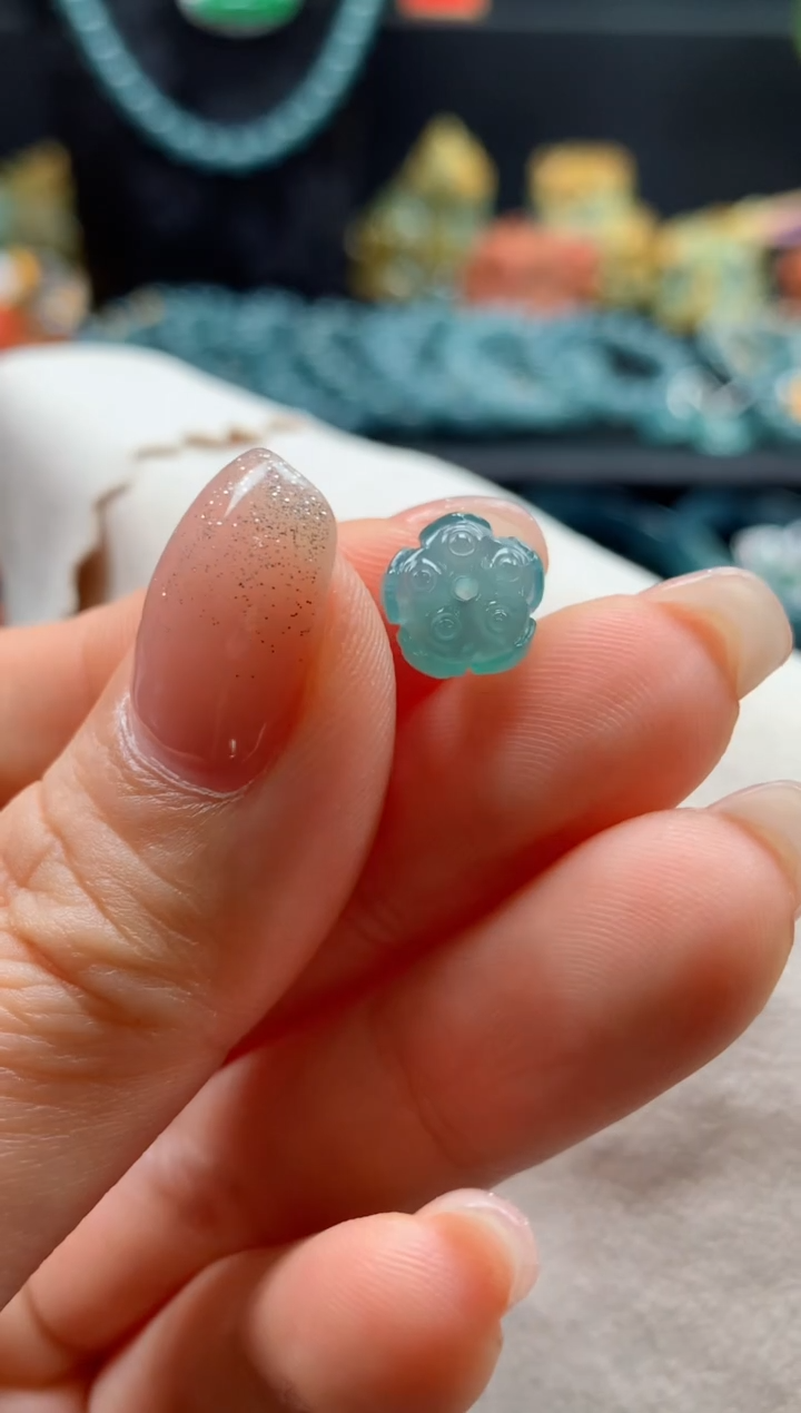 【闪购商品】翡翠颈饰未镶嵌0615771515