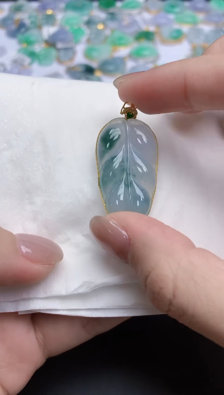 【闪购商品】翡翠颈饰18K金镶嵌天然缅甸翡翠A货