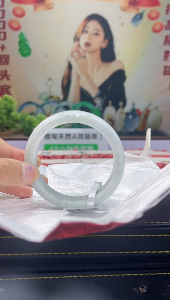 【闪购商品】翡翠手镯未镶嵌手镯6