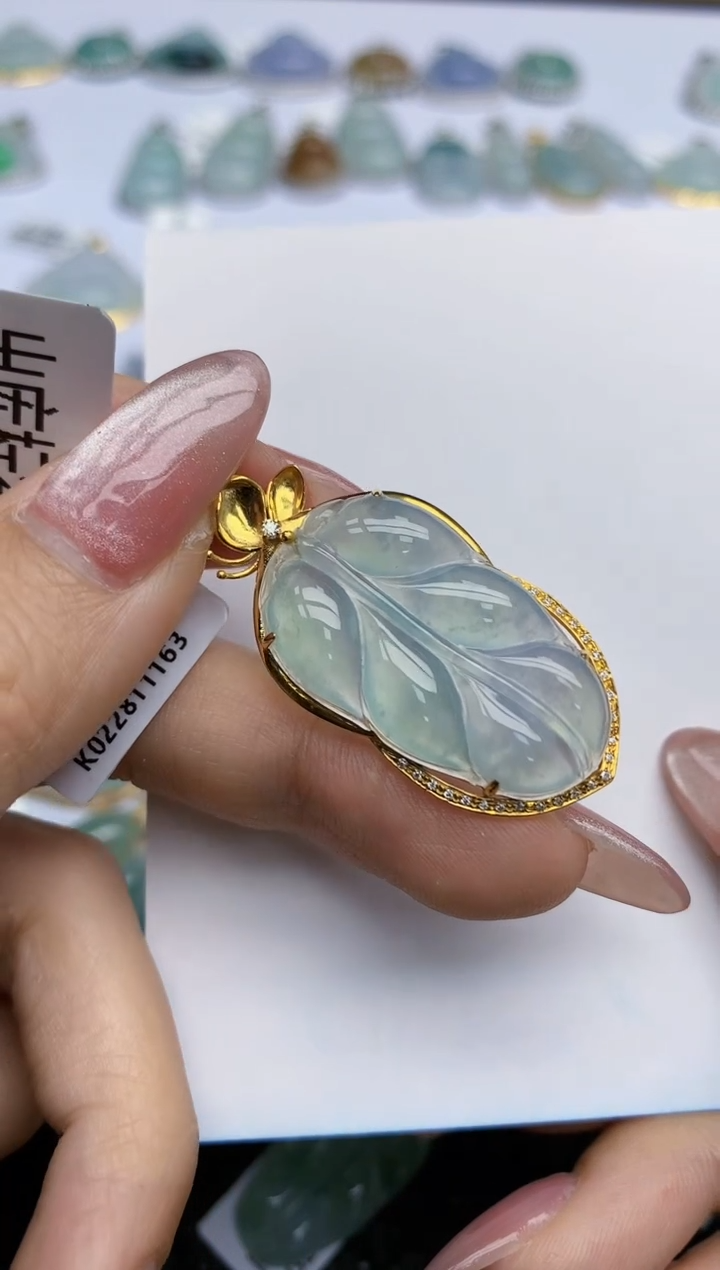 【闪购商品】翡翠挂件18K金镶嵌75天然翡翠A货