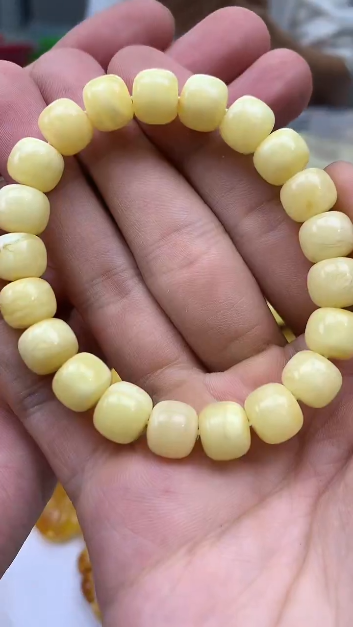 裸石蜜蜡未镶嵌手串