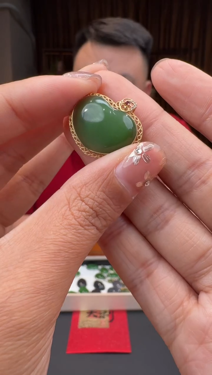 【闪购商品】和田玉10618K金镶嵌1.29冯总
