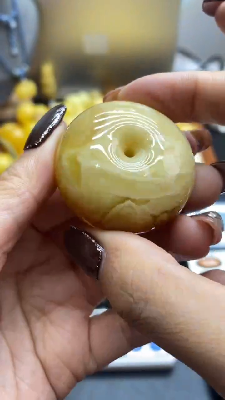 琥珀未镶嵌珠宝奇石191