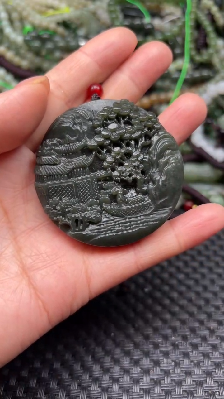 【闪购商品】和田玉颈饰未镶嵌1