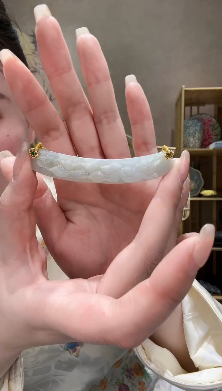 【闪购商品】翡翠颈饰未镶嵌吊坠