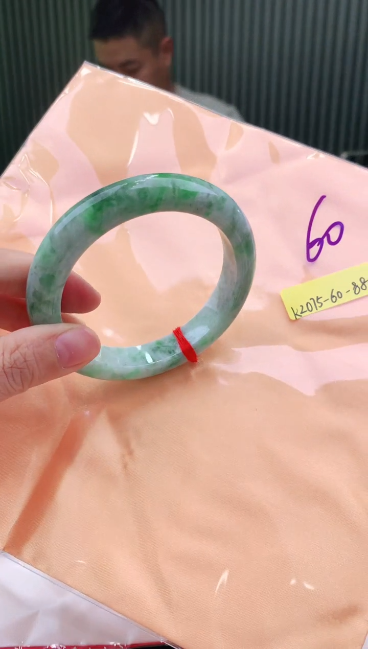 未镶嵌手镯翡翠60