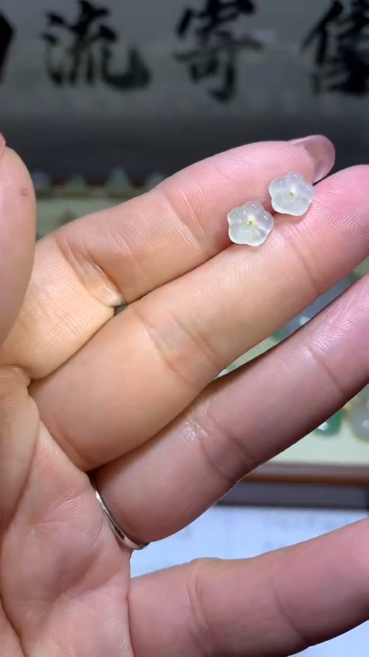 【闪购商品】翡翠耳饰18K金镶嵌0104天然翡翠缅甸A货