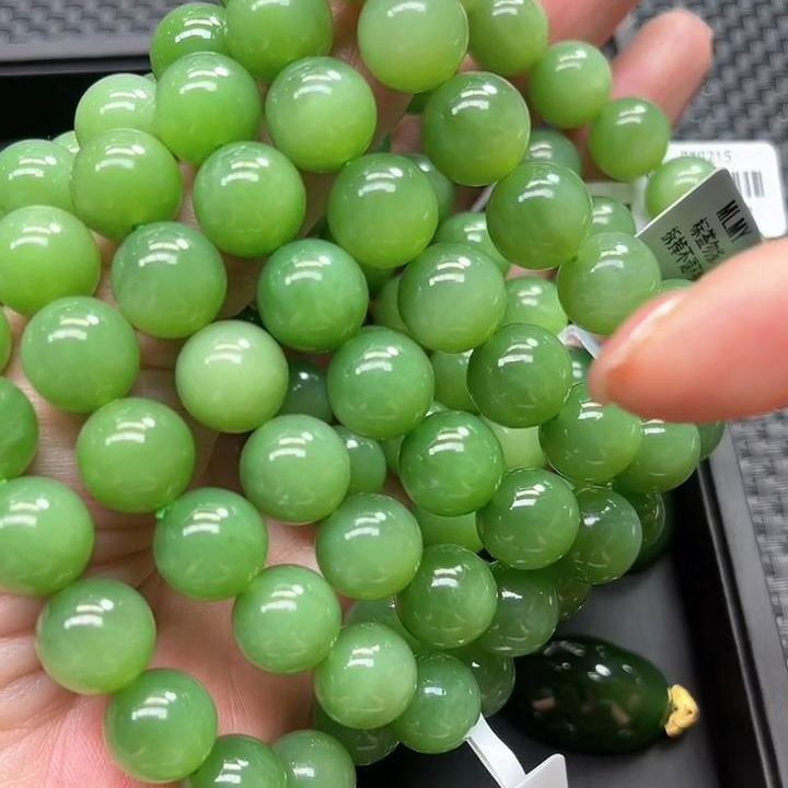 【老郑家】和田玉手串 约12mm(多样性发1件) 215
