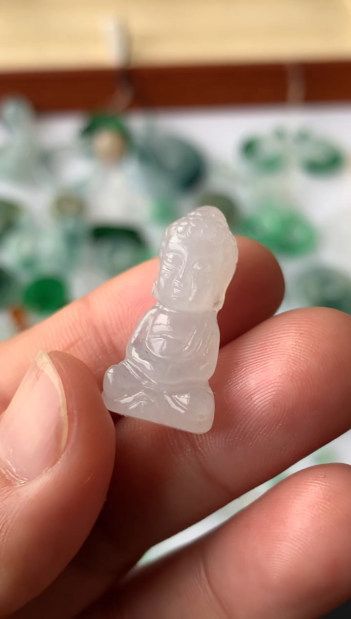 【闪购商品】定制翡翠未镶嵌宝宝佛350+35
