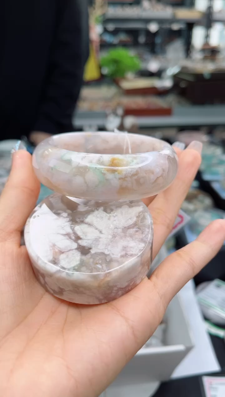 【闪购商品】石英质玉手镯未镶嵌57圈口（赠品镯心）3539128