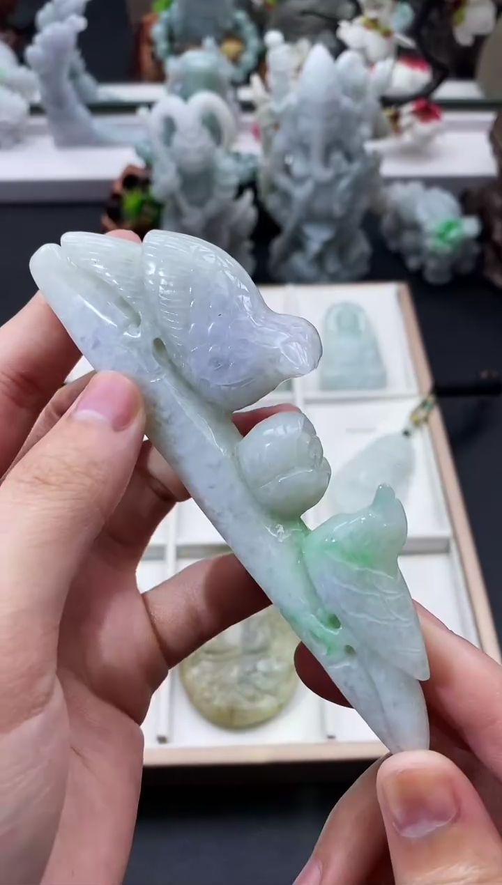 翡翠未镶嵌颈饰天然缅甸A货翡翠