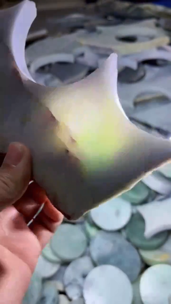 【闪购商品】翡翠挂件未镶嵌A货康壹050