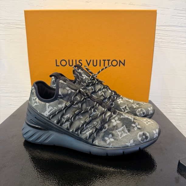 未使用 LouisVuitton/路易威登 水墨扎染老花满印帆布运动鞋 41码