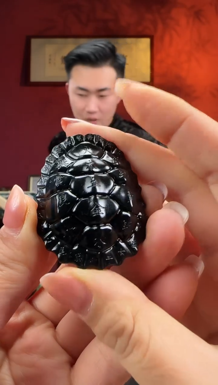 未镶嵌和田玉挂件黑青五行龟甲e49