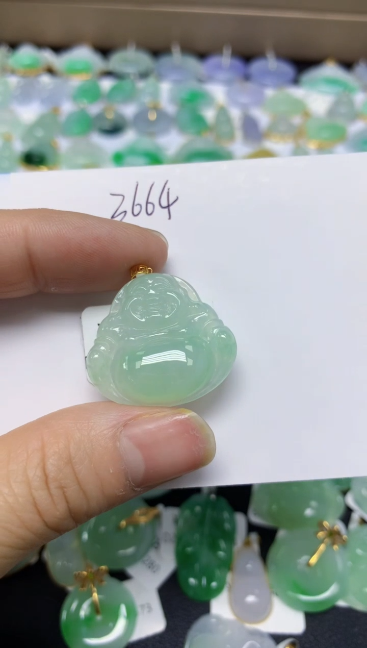 【闪购商品】翡翠挂件18K金镶嵌 天然翡翠A货