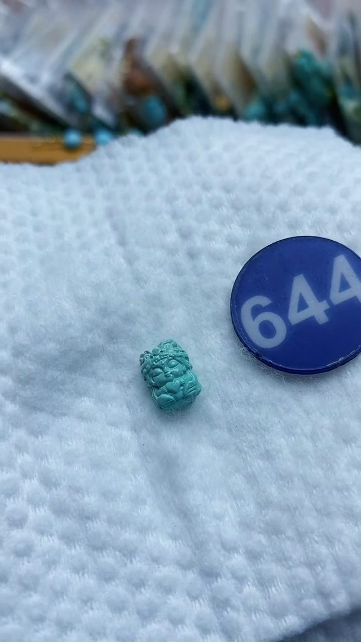 【闪购商品】绿松石雕刻件未镶嵌644