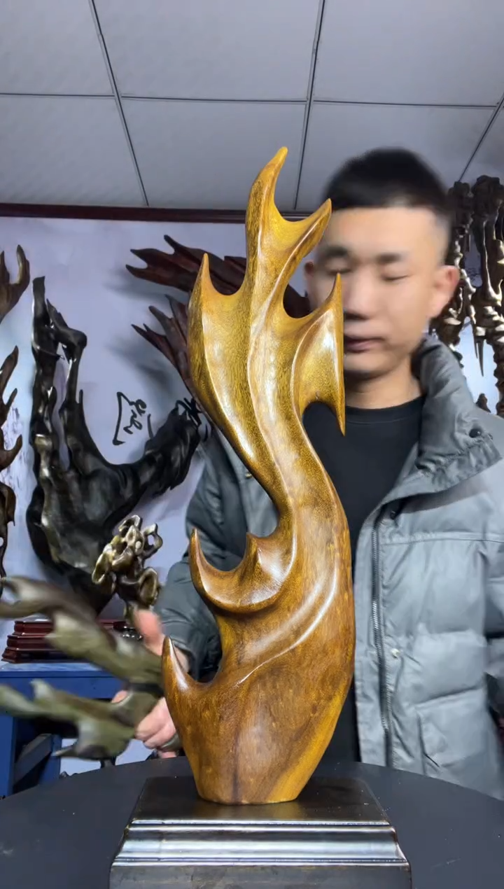 金丝楠木雕款北**星金丝楠木工艺品摆件