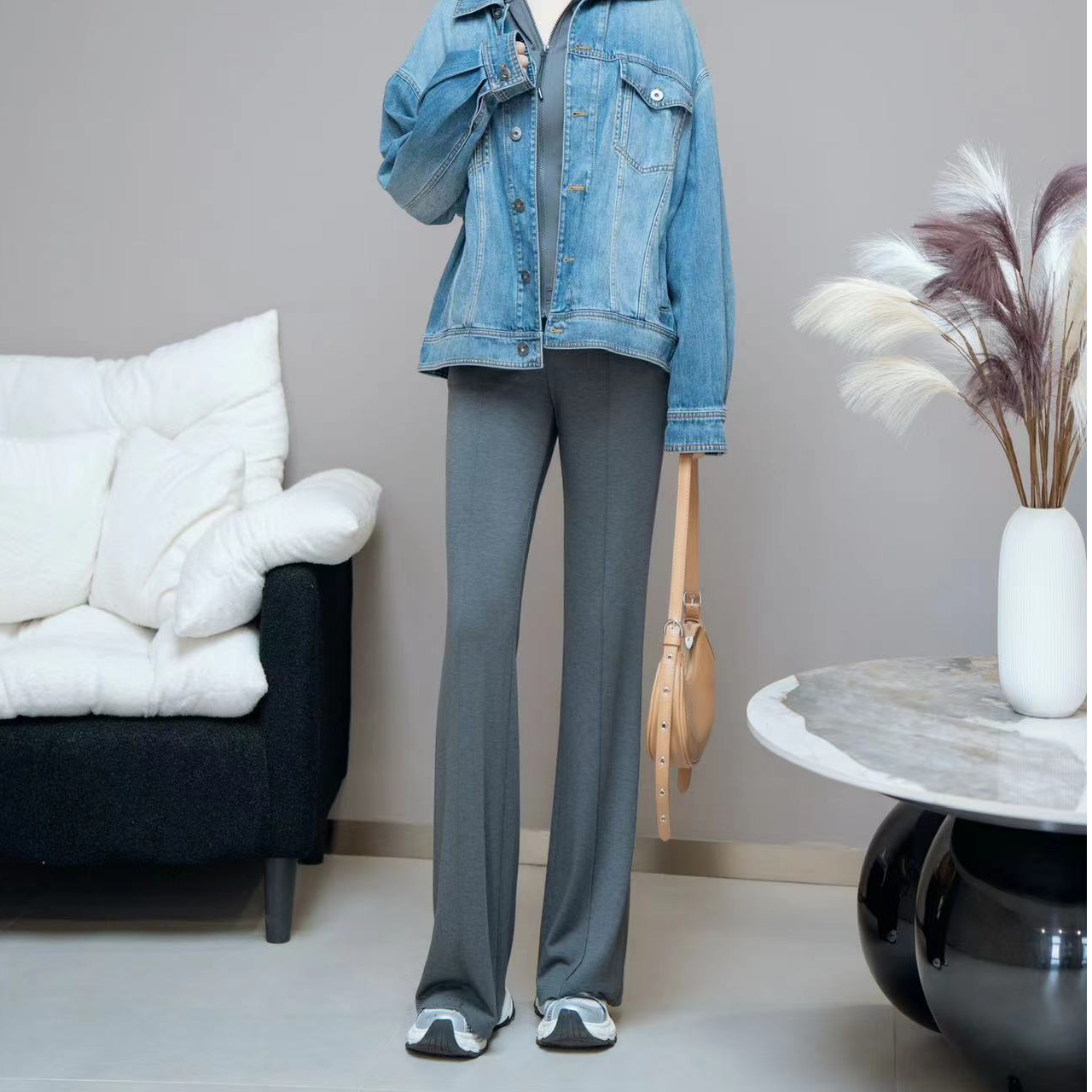 哥弟GIRDEAR 【云朵裤】百搭松紧腰修身美腿显高微喇长裤110024