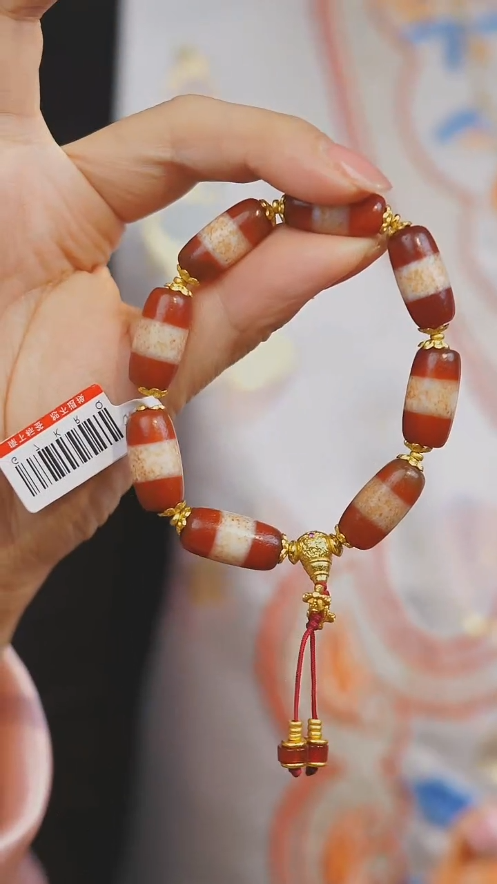 【闪购商品】玛瑙/玉髓手串未镶嵌多样性发其一