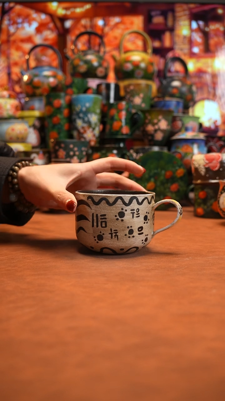 油画    釉下彩   杯子