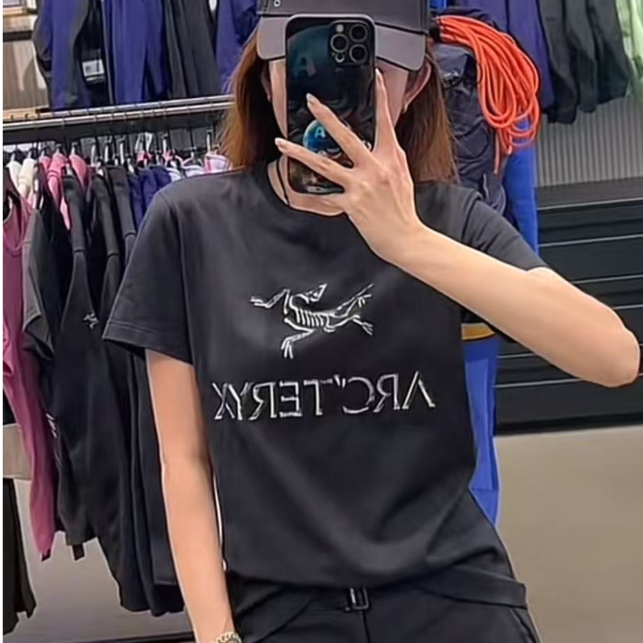 HK ARC'TERYX/始祖鸟 女款ARC'WORD LOGO SHIRT 胸前大双标短袖