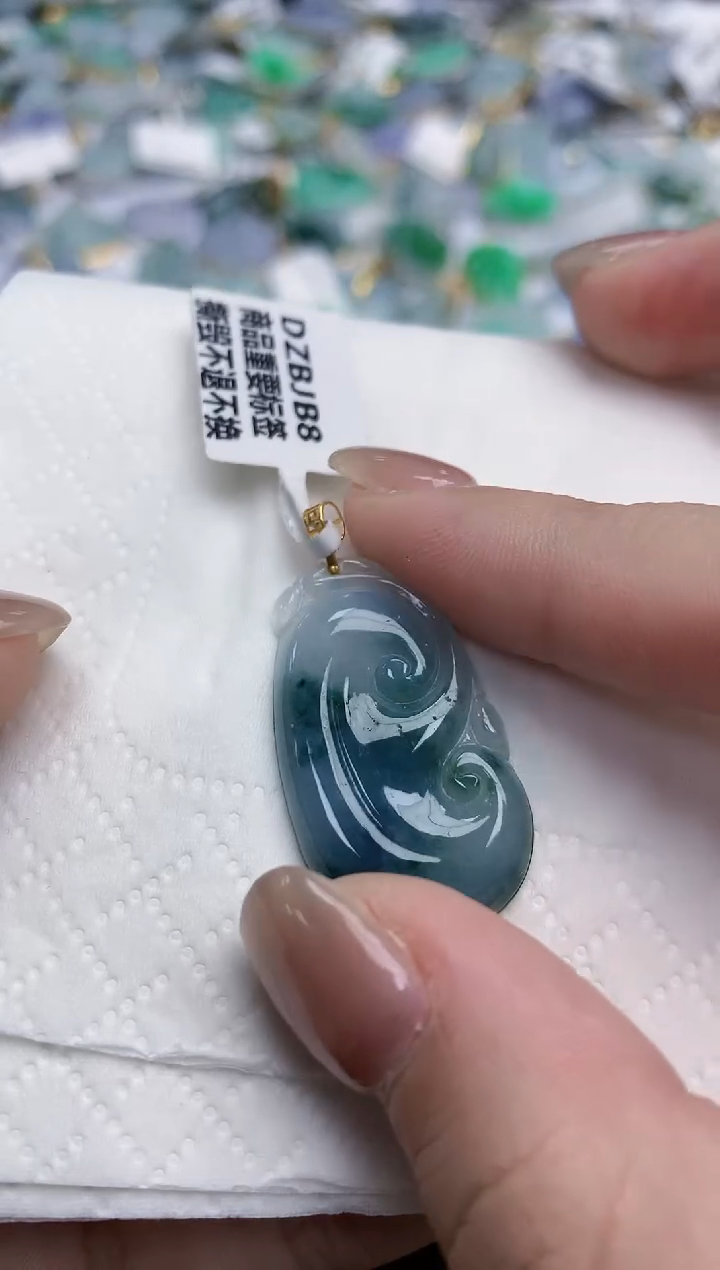 【闪购商品】翡翠颈饰18K金镶嵌天然缅甸翡翠A货