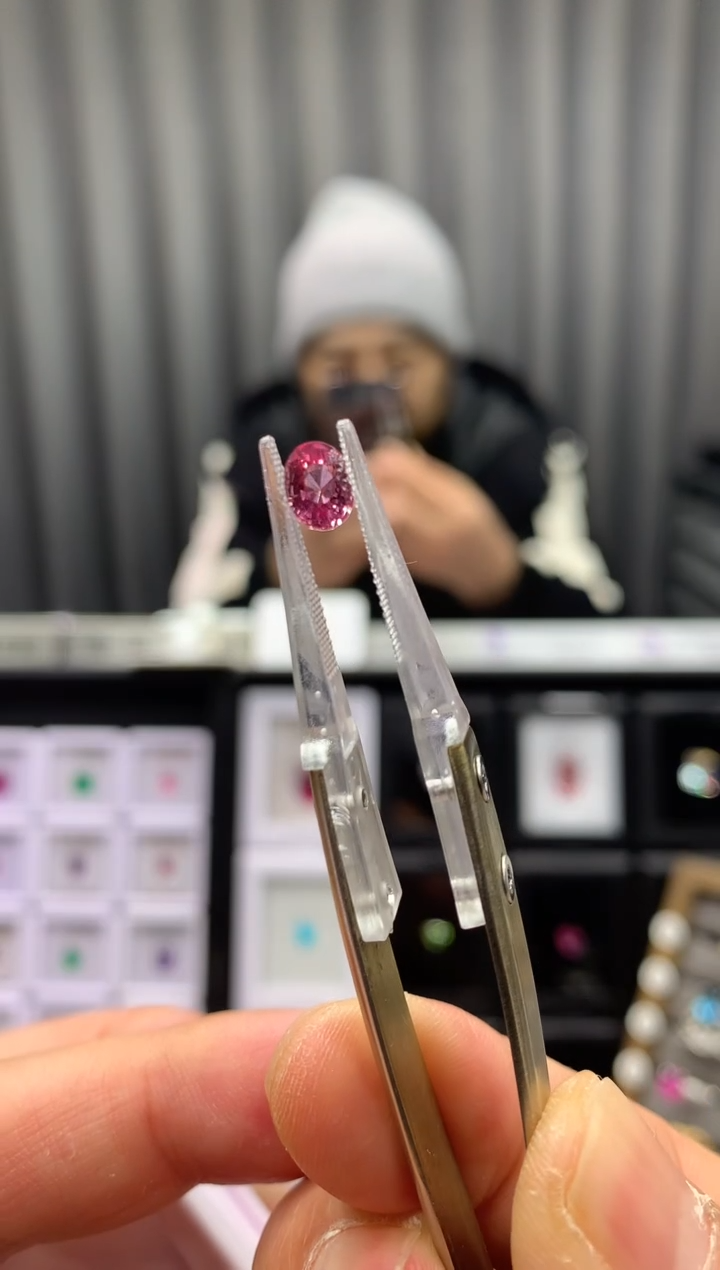 【闪购商品】蓝宝石裸石未镶嵌1.02cT  GUILD45666