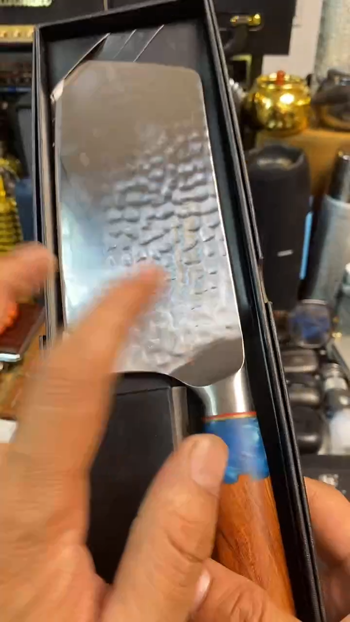 瓷片闪购商品，如图所示