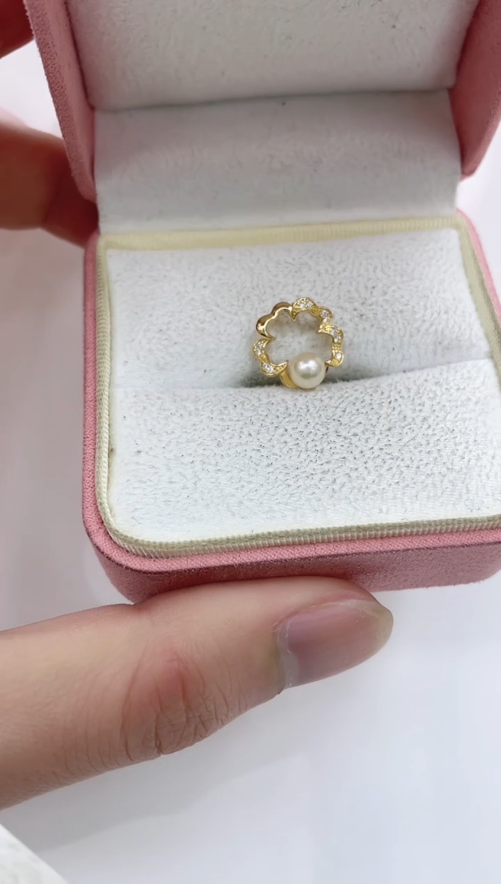 【闪购商品】海水珍珠吊坠(不含链)银S925镶嵌海水珍珠吊坠