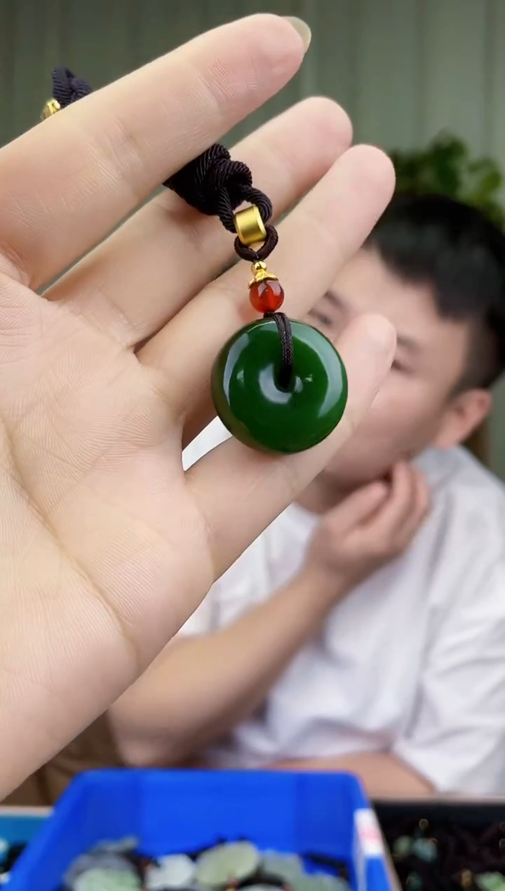 和田玉未镶嵌颈饰拍一发一，多样性发货