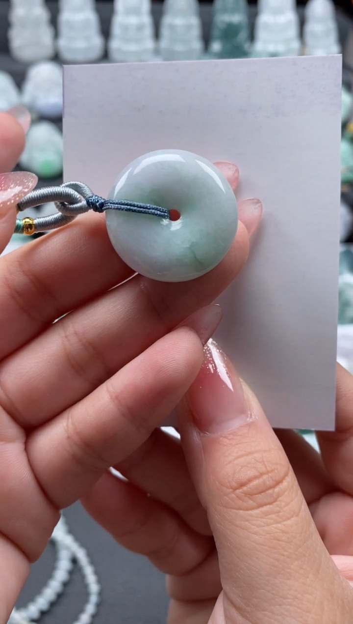 【闪购商品】翡翠颈饰未镶嵌天然翡翠