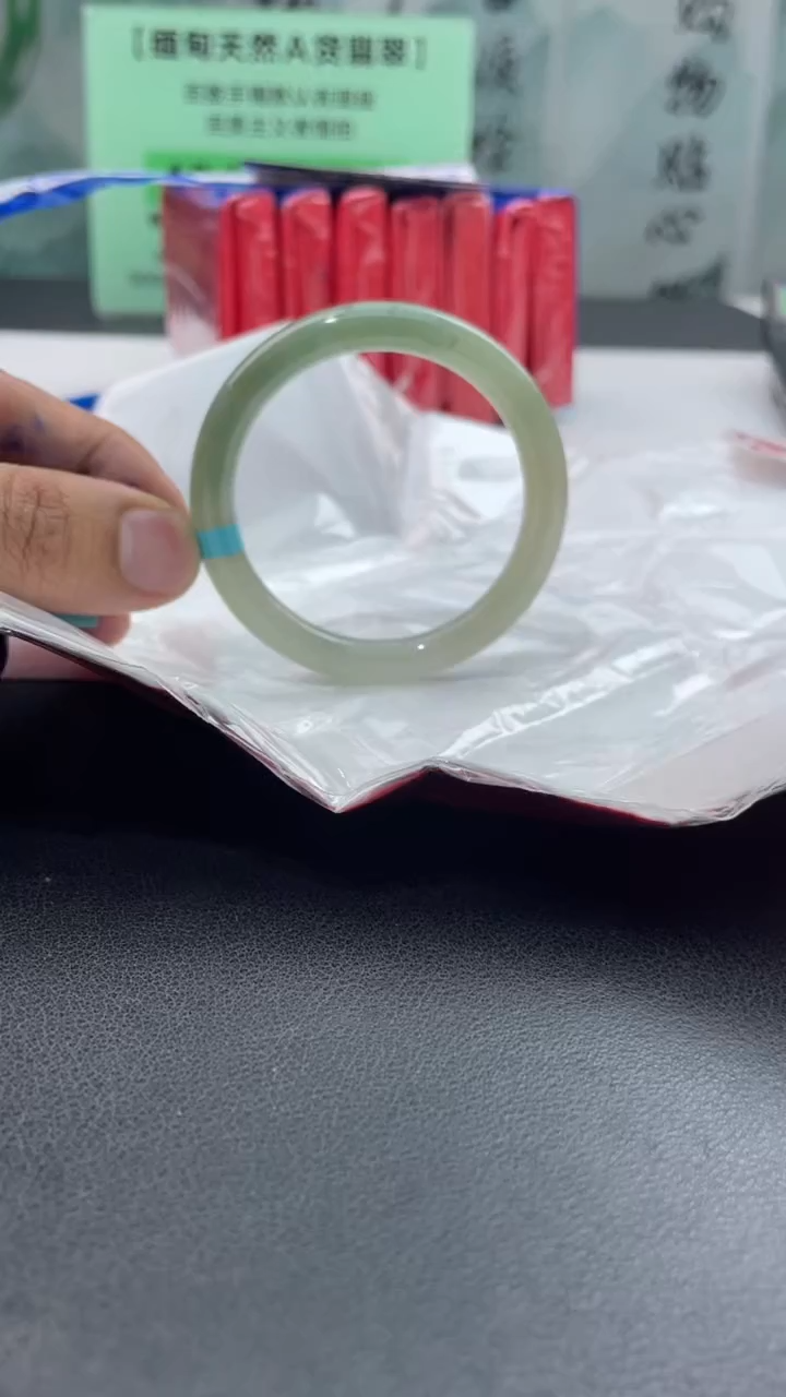【闪购商品】翡翠手镯未镶嵌8翡翠手镯