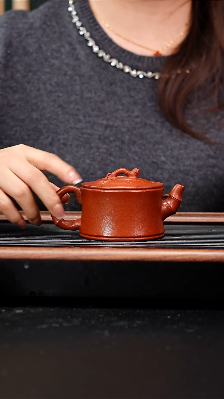 茶壶紫砂小煤窑朱泥清风竹段180cc吴国仙