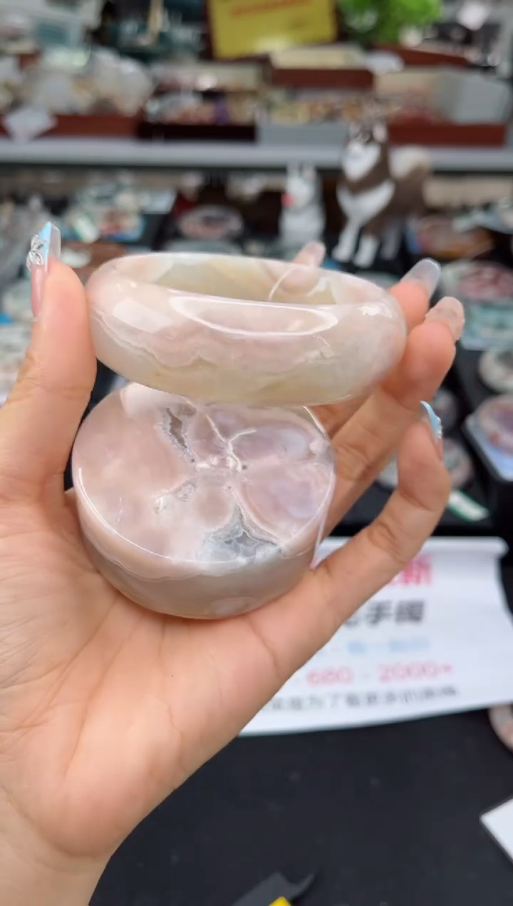 【闪购商品】石英质玉手镯未镶嵌62圈口（赠品镯心）6650725