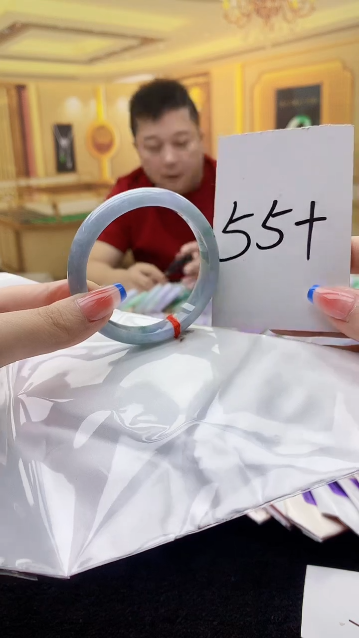 未镶嵌手镯翡翠AAAA