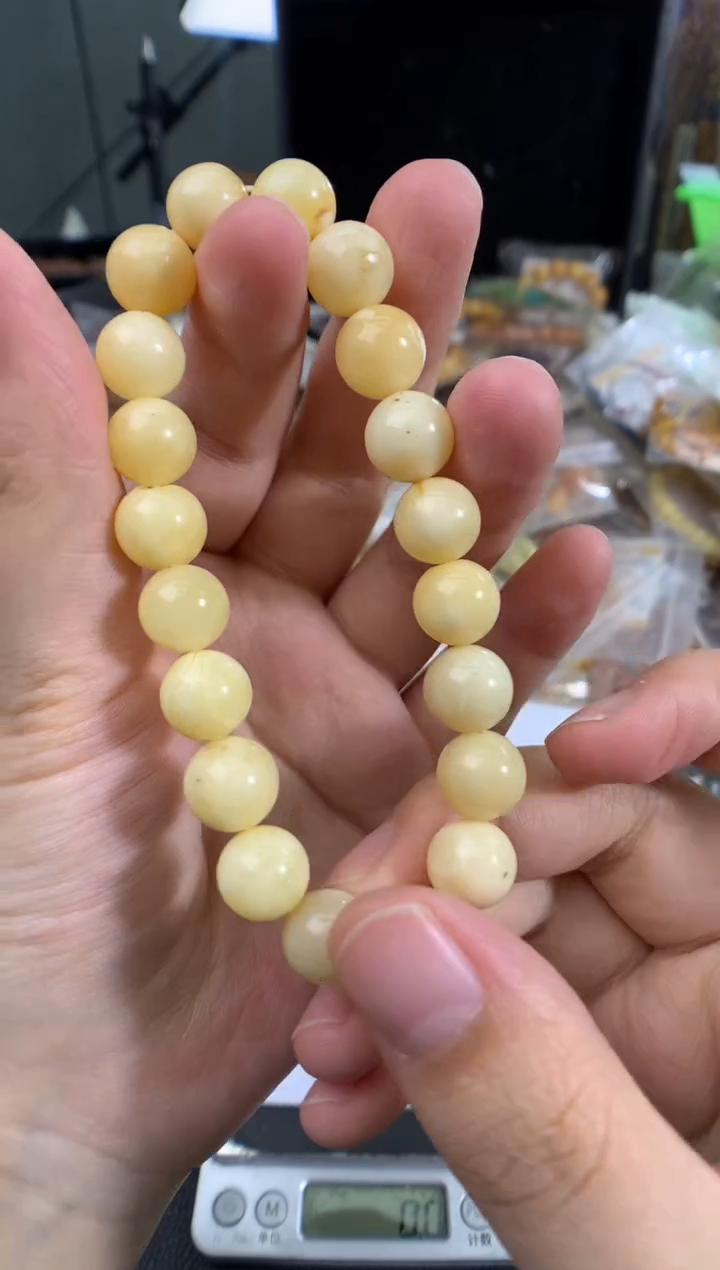 琥珀未镶嵌珠宝奇石1