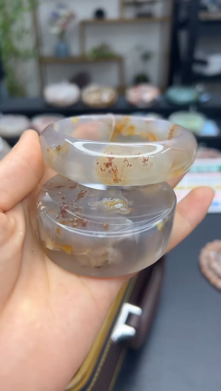 【闪购商品】石英质玉手镯未镶嵌1111(60圈赠送镯心)