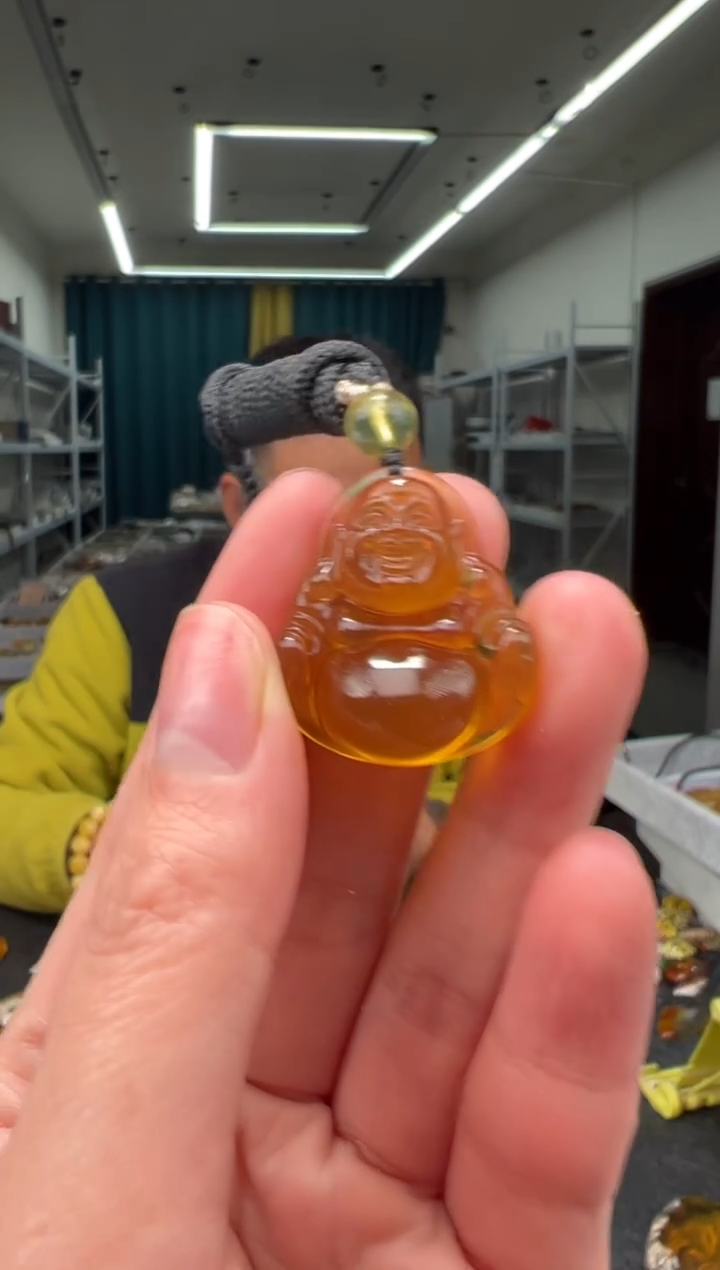 琥珀颈饰未镶嵌吊坠