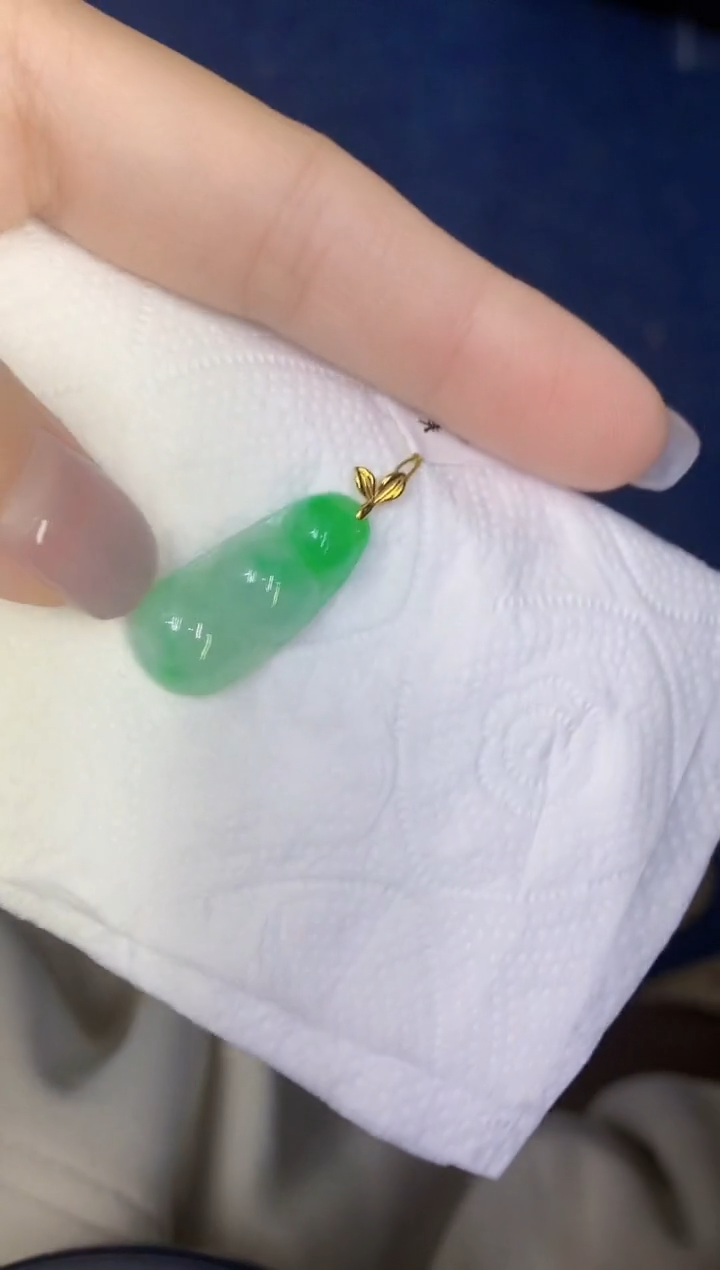 颈饰18K金镶嵌翡翠缅甸天然翡翠A货