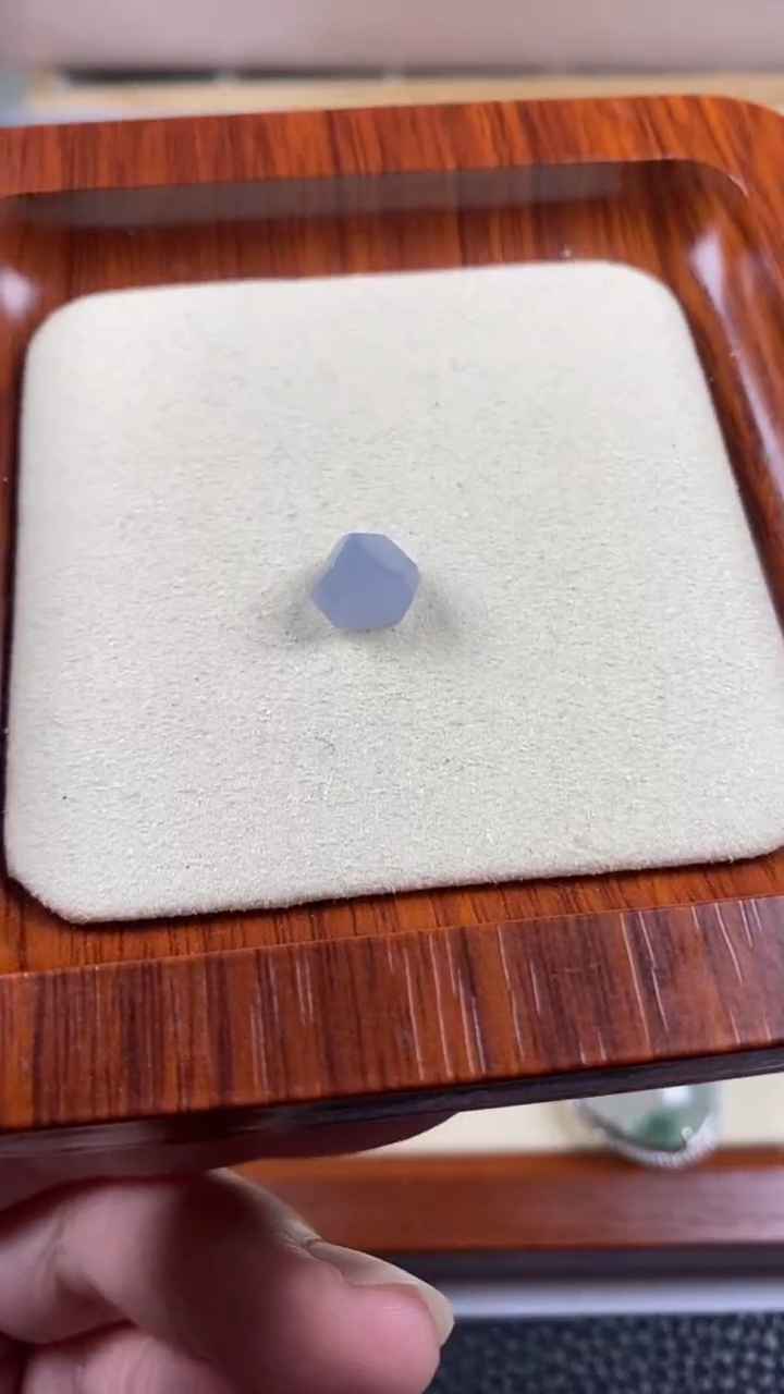 【闪购商品】翡翠颈饰未镶嵌翡翠A货