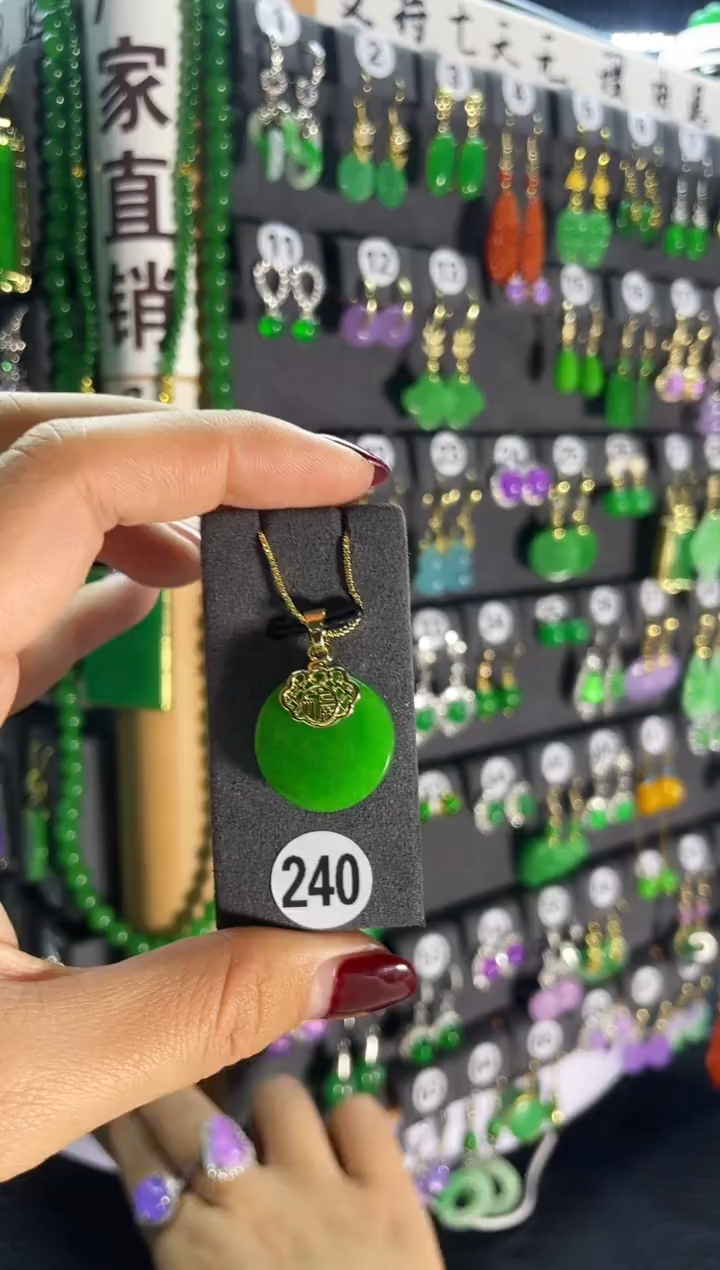 【闪购商品】翡翠耳饰银S925镶嵌240..