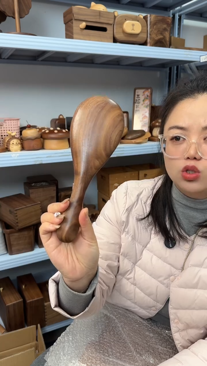 木北美黑胡桃特价微瑕大号气垫梳