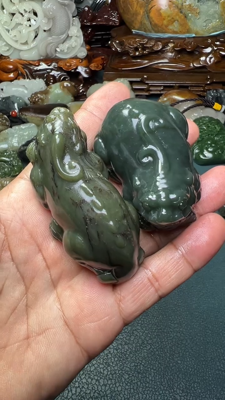 未镶嵌和田玉把件2