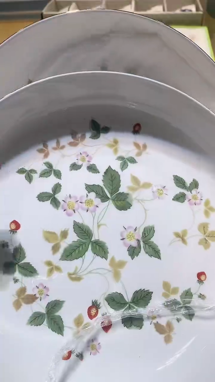 【闪购商品】瓷片锅碗瓢盆一件不剩