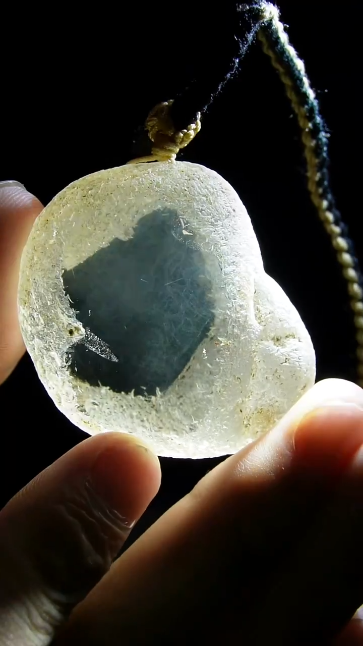 吊坠(赠链)未镶嵌水晶水晶