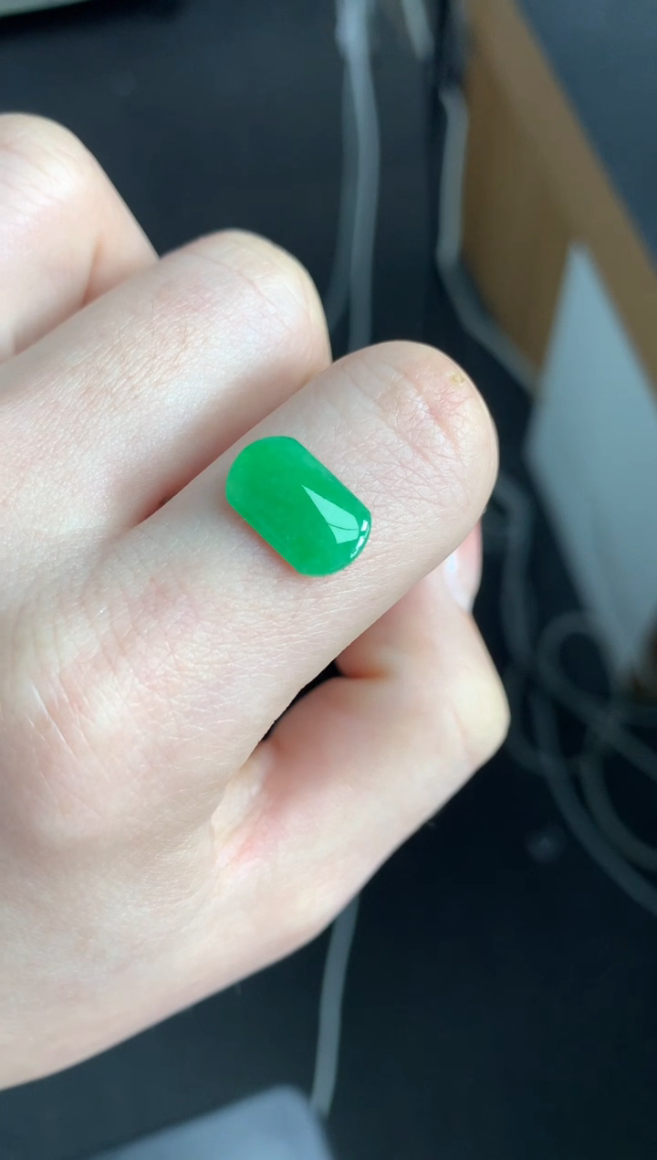 【闪购商品】定制翡翠未镶嵌马鞍